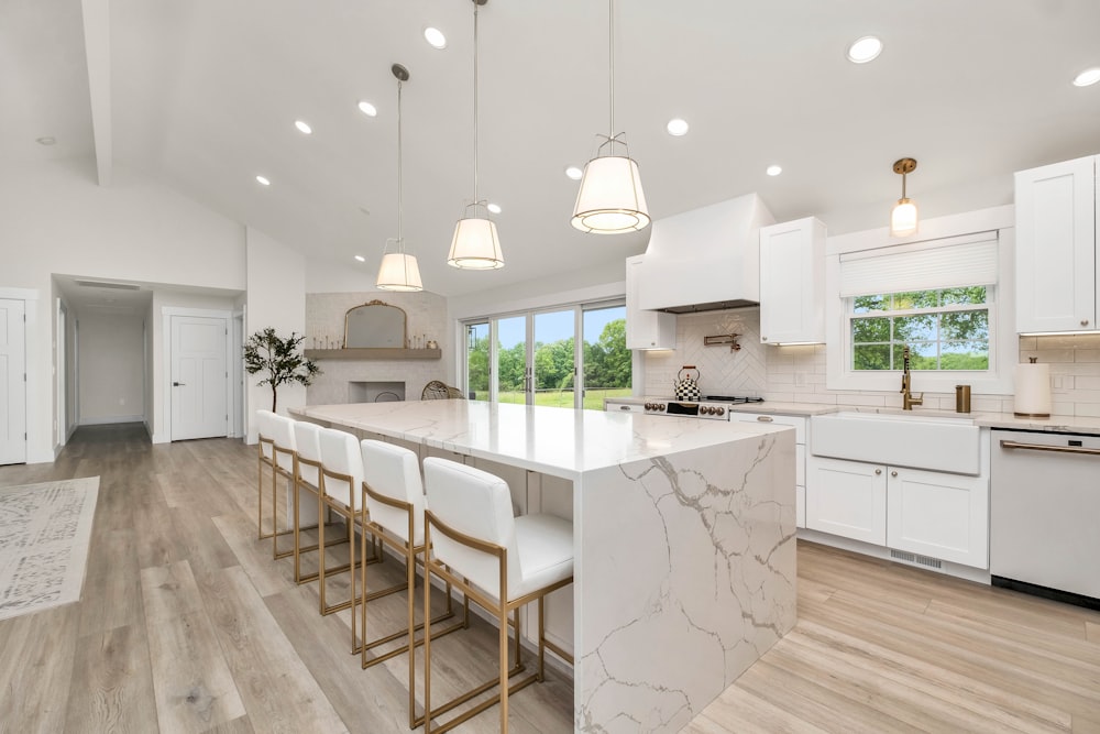 Bright modern kitchen